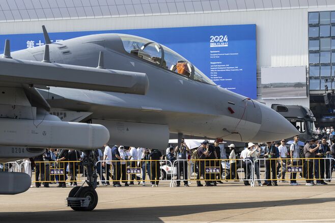 中国軍戦闘機､公海上で自衛隊機にレーダー照射