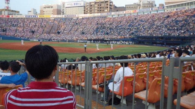 通路側なら視界は遮られない