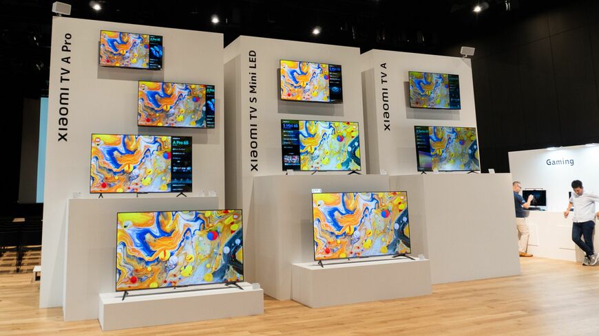 高機能なQD-Mini LED技術搭載のテレビを投入（筆者撮影）