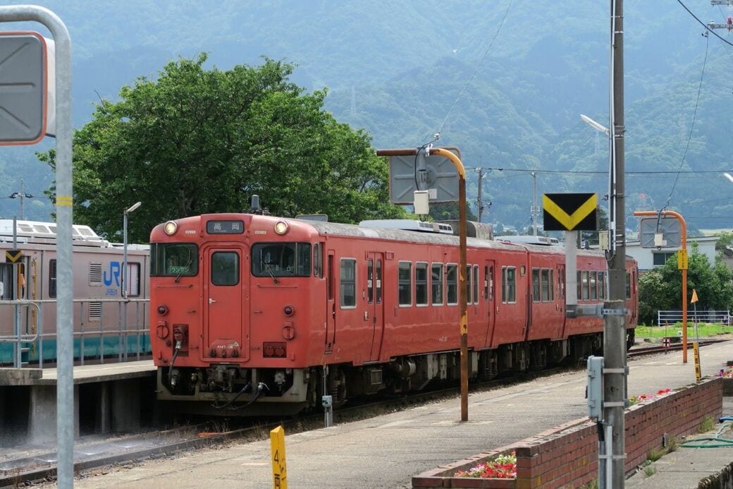 コレクション 大阪車両部の記録/1975年3月◇川崎重工業株式会社/国鉄納入機関車/大阪車両部製造機関車一覧表/外地納入機関車/車両製作80年のあゆみ