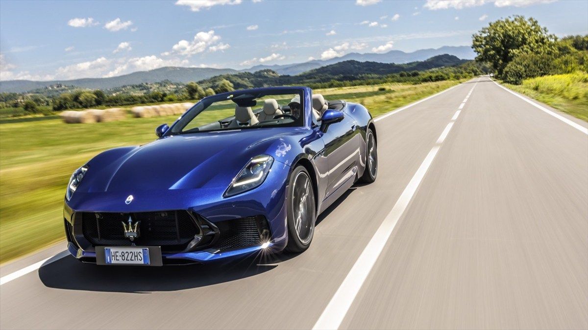 マセラティ新型｢グランカブリオ｣2400万円は絶妙か？ 911とは違う"大人GT"の真骨頂《試乗》 | ビジネス | 東洋経済オンライン