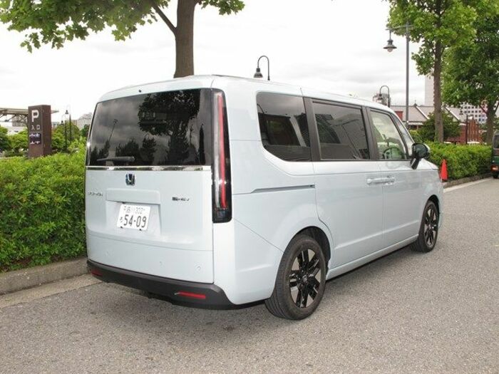 試乗車のリアビュー(筆者撮影)