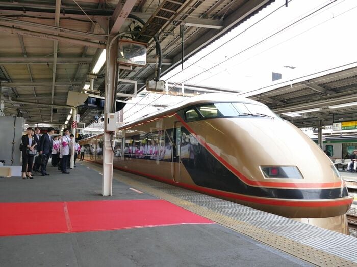 JR大宮駅に到着したスペーシア