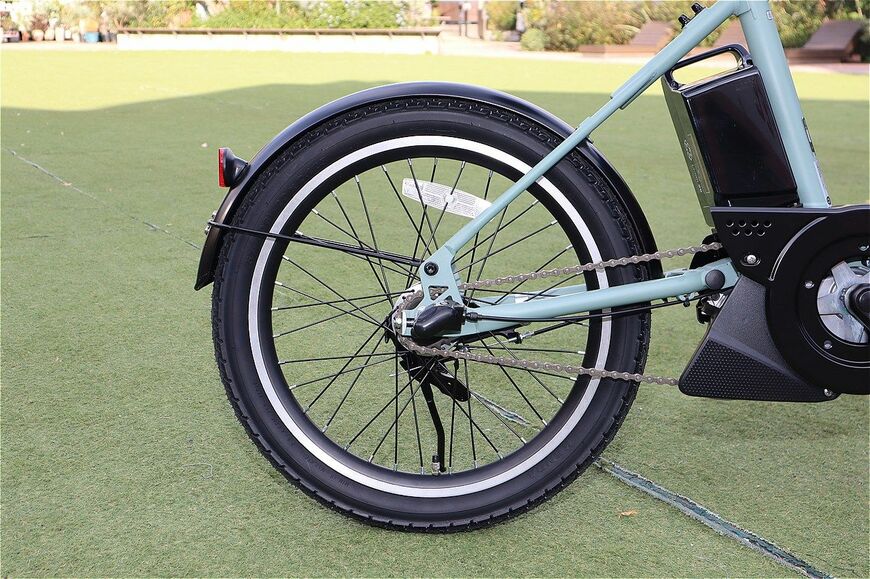 ヤマハの新型電動アシスト自転車「PAS CRAIG ALLEY（パス クレイグ アリー）」(写真：筆者撮影）