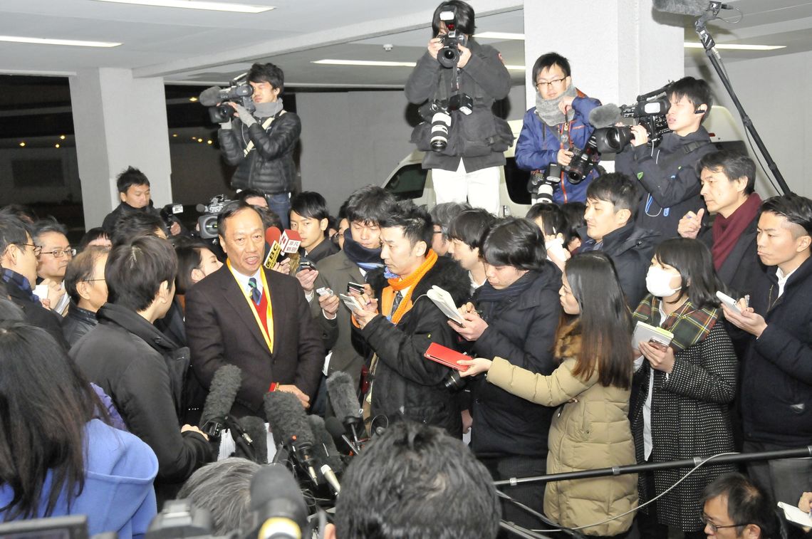 シャープ買収の神経戦 鴻海か革新機構か 週刊東洋経済 ビジネス 東洋経済オンライン 社会をよくする経済ニュース