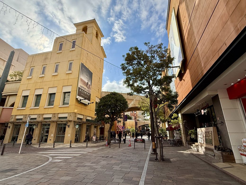 商業施設「ラ チッタデッラ」