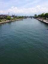 「天然の生け簀」と呼ばれる富山湾（筆者撮影）