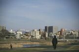 車社会の地域でも徒歩や公共交通機関を組み合わせることで困らず暮らせる（撮影：メグミ）