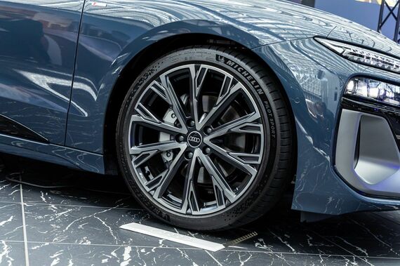 A6 Avant e-tronのホイール&タイヤ
