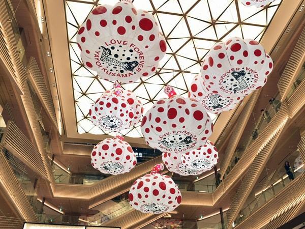 Ginza Six が高級商業施設となったワケ 百貨店 量販店 総合スーパー 東洋経済オンライン 社会をよくする経済ニュース Ginza Six が高級商業施設となったワケ 百貨店 量販店 総合スーパー 東洋経済オンライン 社会をよくする経済ニュース