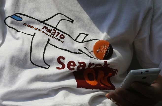 インド洋で残骸､不明マレーシア機なのか