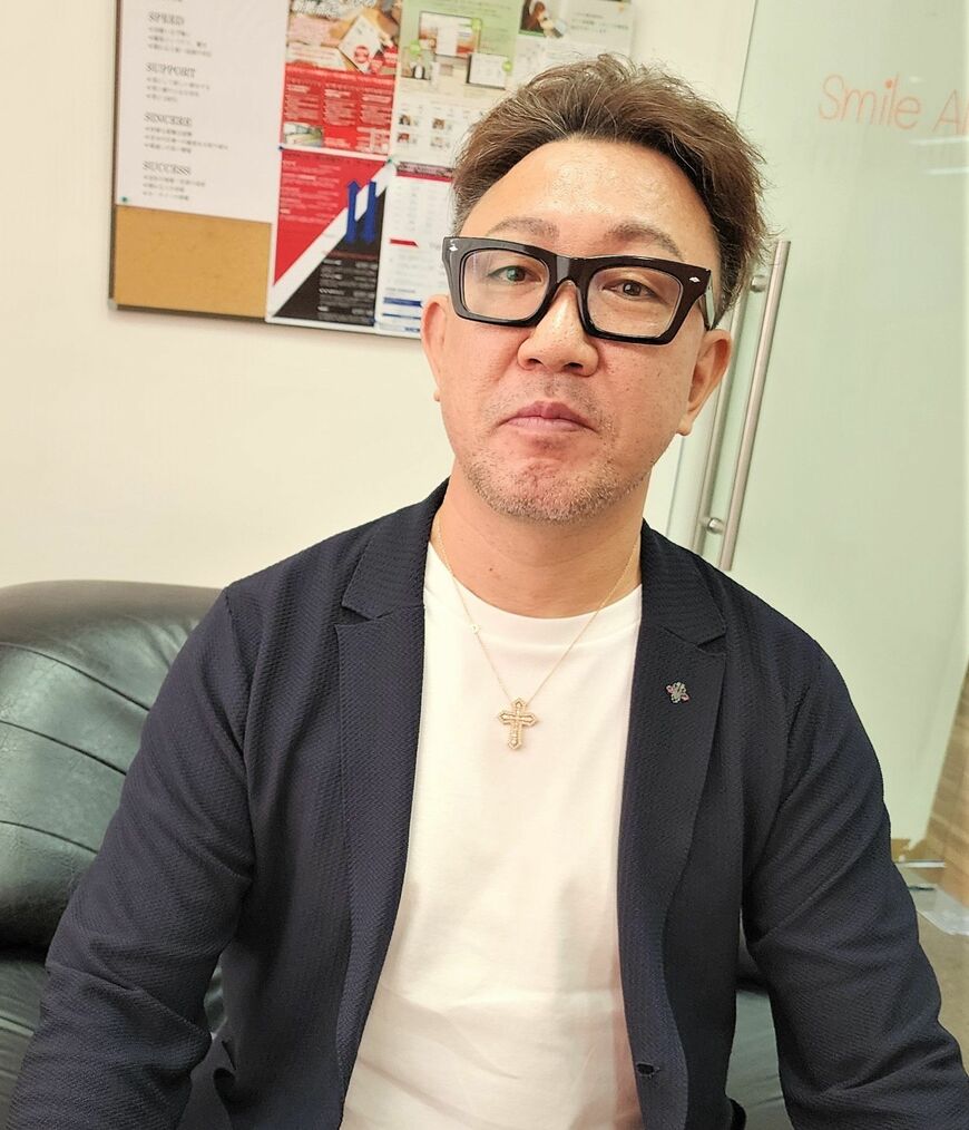 「タイの居酒屋王」と呼ばれるほど現地に定着・経営を続けてきた清水友彦社長（写真・西垣充）