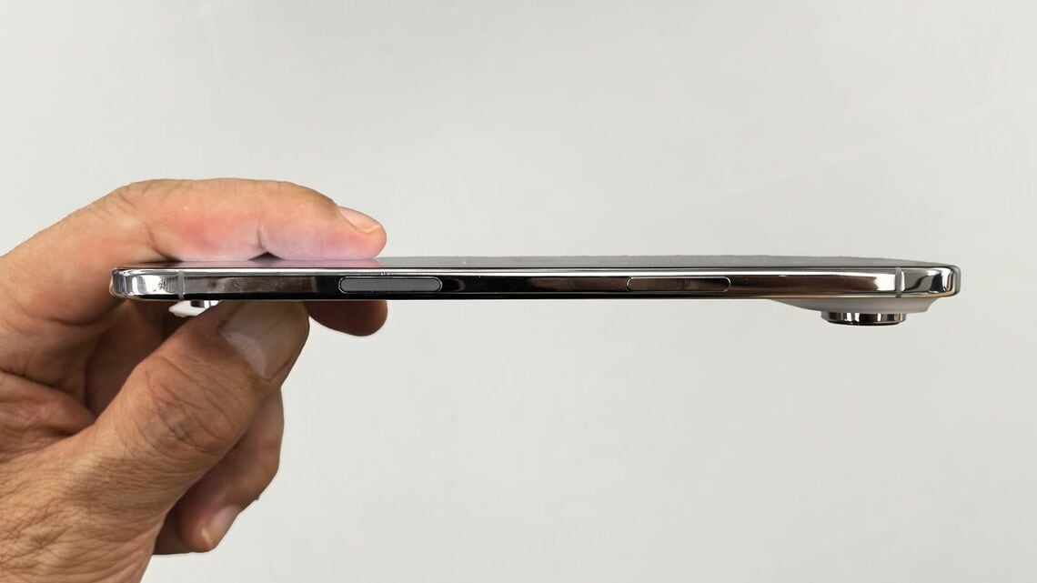 iPhone Air（筆者撮影）