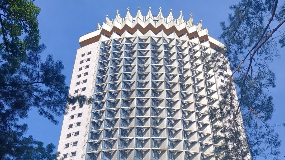 《旧ソ連》感がすごい！｢社会主義時代の高層ホテル｣に｢まるで団地な宿｣…カザフスタンで見た不思議な光景 | ライフ | 東洋経済オンライン