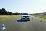 BMW iX3（写真：BMW）