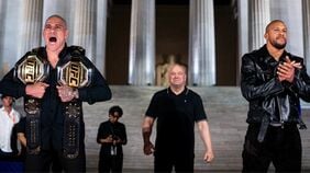 流血の総合格闘技をホワイトハウス南庭で開催…異例ずくめのトランプ大統領80歳誕生日