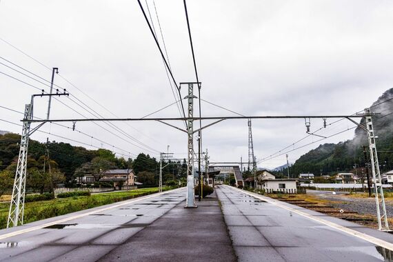 板荷駅 ホーム