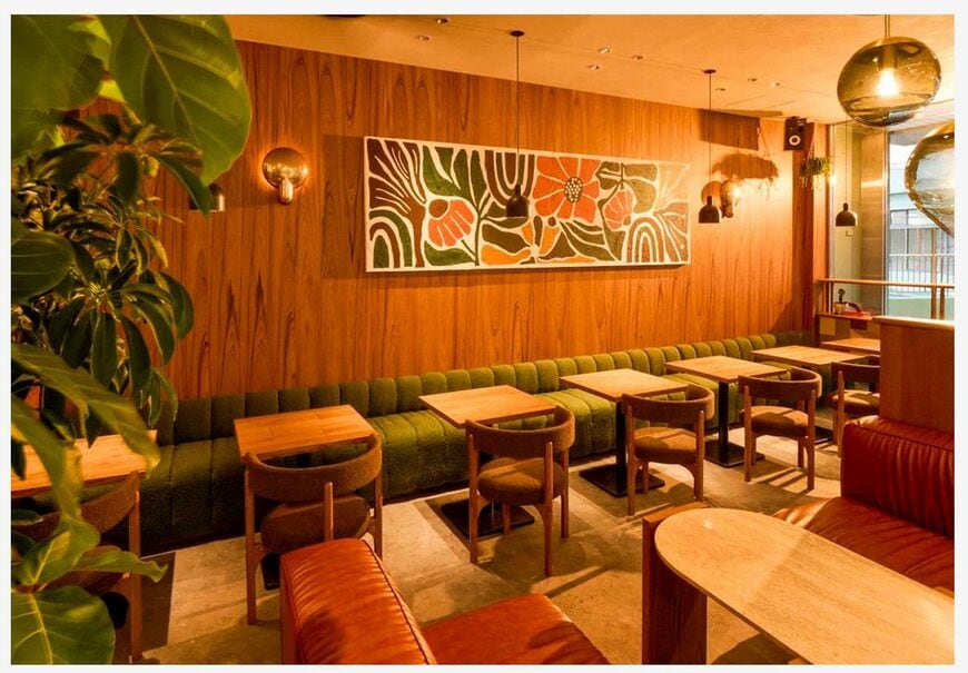 今年3月、千葉・津田沼のイオンモール内にオープンしたKNOWS COFFEE1号店。5月には埼玉・越谷レイクタウン内に2号店を出店（画像：KNOWS COFFEEプレスリリースより）