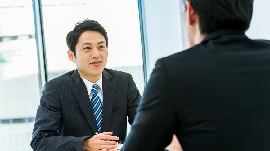 部下と上司のイメージ