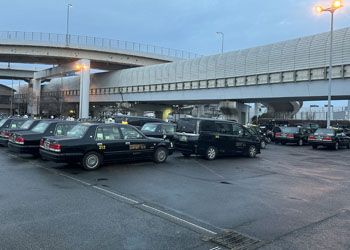 成田空港のモータープール