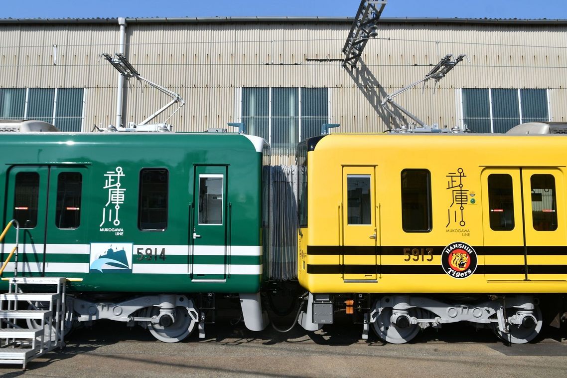 尼崎車庫で併結した武庫川線用5500系。武庫川線では