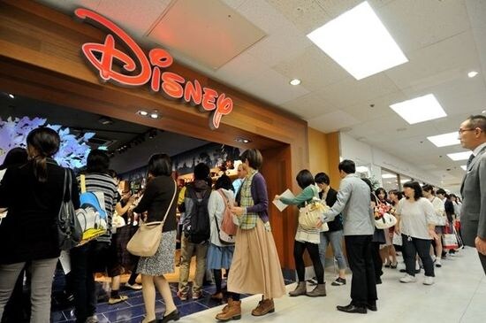 日本で進む 大人ディズニー 計画 企業戦略 東洋経済オンライン 経済ニュースの新基準