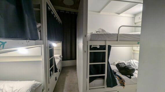 スペイン・マドリードの空港近くのホステル