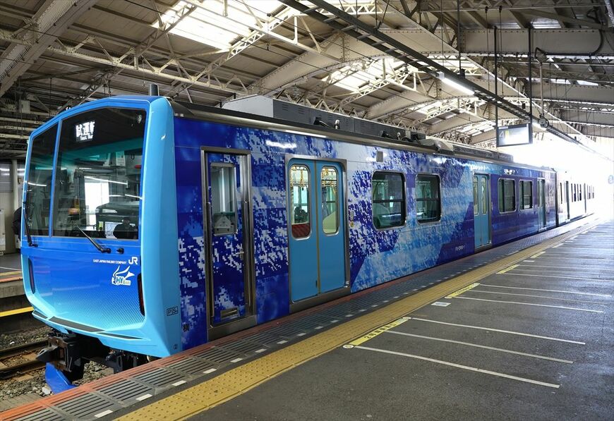 JR東日本の水素ハイブリッド車両FV-E991系「HYBARI」（撮影：尾形文繁）