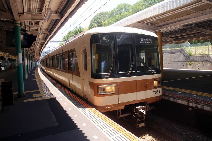 北神急行の「7000系」＝2020年（神戸市提供）
