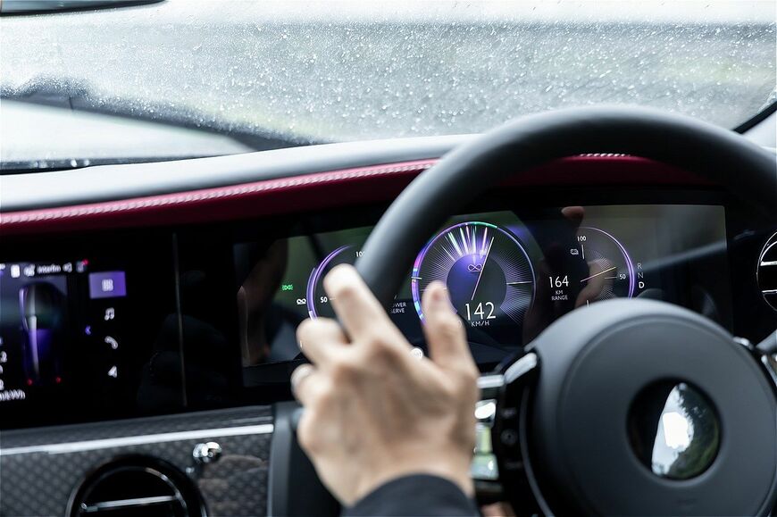 ロールス・ロイス試乗会の様子（写真：三木 宏章）