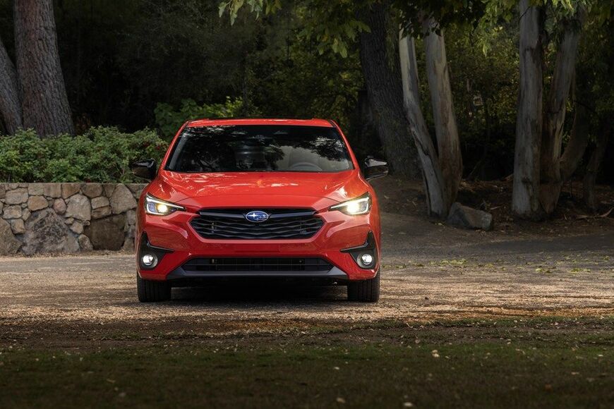 LAショーで発表された新型インプレッサ（写真：Subaru of America）