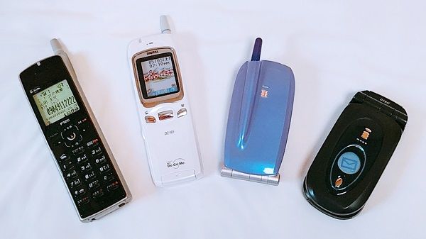 iモードが搭載された携帯（写真：筆者撮影）