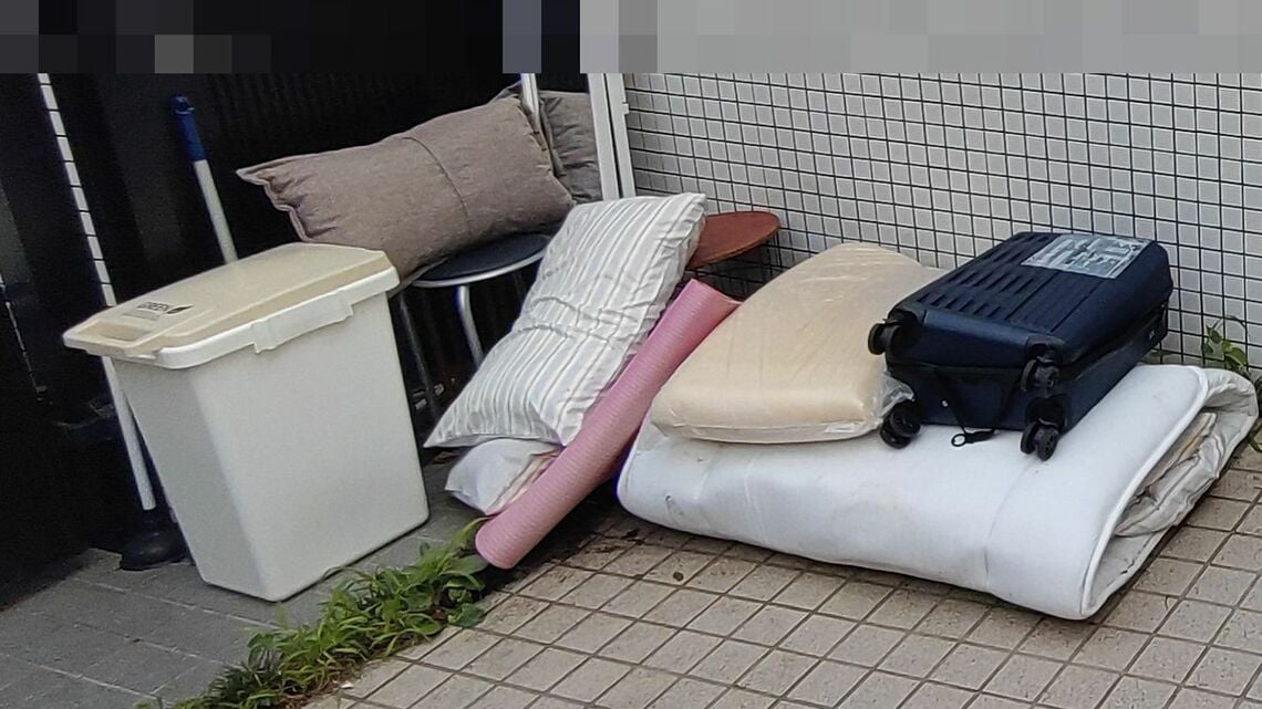 スーツケースやマットレスなど