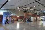 小田急　秦野駅　コンコース