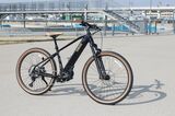 ヤマハの新型スポーツ電動アシスト自転車「クロスコアRV」（写真：筆者撮影）