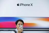 iPhone Xは｢好調｣か､それとも｢低迷｣か アナリストの見方が真っ二つに