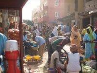 アフリカの銀行員が、国境線に座り込むワケ どこにもない市場データを、どう探し出す？