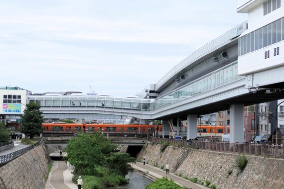 六甲ライナー 魚崎駅