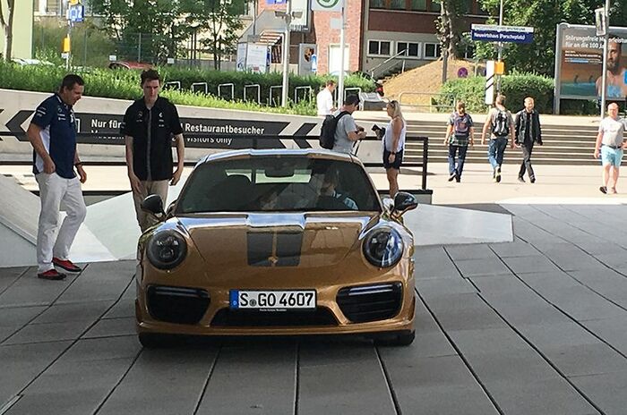 ポルシェ 911ターボS エクスクルーシブシリーズ｜Porsche 911 Turbo S Exclusive Series