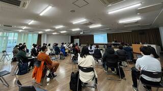 教員を対象とした香川大学での「特別支援教育におけるICT活用」授業の様子