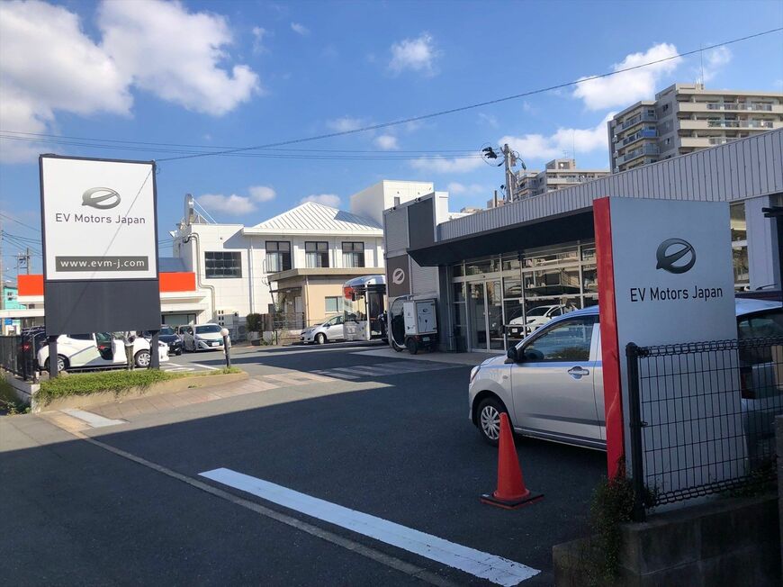 北九州市若松区にあるEVモーターズ・ジャパン本社（筆者撮影）