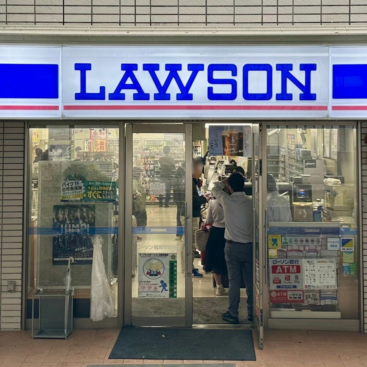 ｢ソーセージだけ｣｢塩鮭だけ｣ローソンの300円以下"貧乏弁当"が話題→｢日本の貧困化｣だけではない激安弁当人気の背景 | ライフ | 東洋経済オンライン