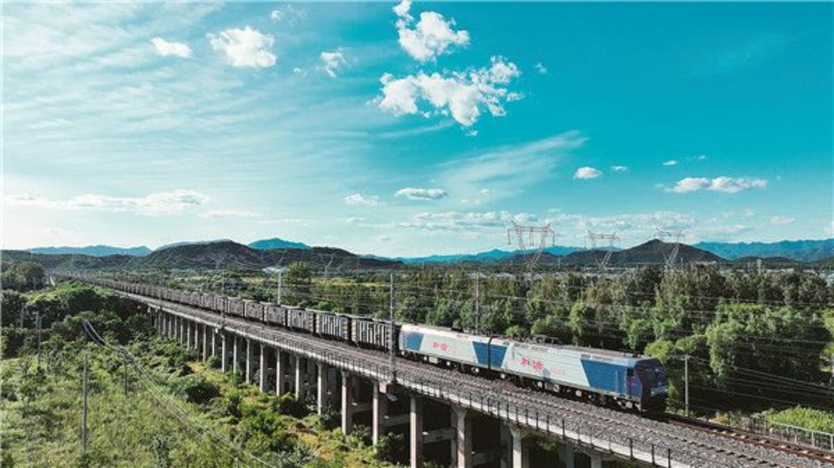 中国の鉄道貨物輸送､1～3月期は7年ぶりマイナス コモディティの輸送需要低迷､国際貨物は好調 | 「財新」中国Biz＆Tech | 東洋経済オンライン