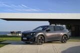 BMW iX3（写真：BMW）