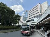 小田急線新百合ヶ丘駅前。あざみ野方面へのバスが発着する（筆者撮影）