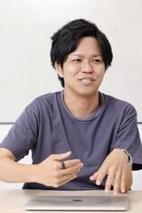 永嶋章弘（ながしま・あきひろ）：筑波大学大学院システム情報工学研究科修了。新卒でニフティに入社、SNSマーケティングツールの開発を担当。その後、創業期のイタンジに入社しさまざまな新規事業を立ち上げる。事業の区切りを迎えメルカリに転職し、アメリカ版アプリのヘルプセンターリニューアル、カスタマーサポートツール開発、メルカリNOW立ち上げなどに従事。2018年、イタンジの執行役員に就任（撮影：尾形文繁）
