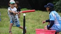 逆風の少年野球､競技人口減でも見えた希望 野球遊びの普及活動を元プロ選手がやる意義