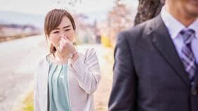 よかれと思ったはずが《残念な香り》になってることも…専門家に聞く"香水デビュー"で失敗しない｢つけ方･選び方｣