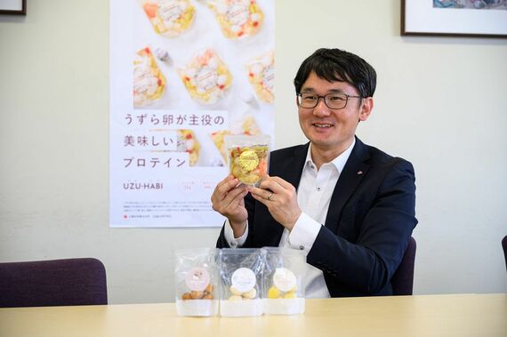 天狗缶詰営業本部の飯田昌宏さん
