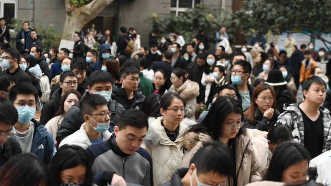 倍率77倍！中国で過熱する｢公務員人気｣の実情